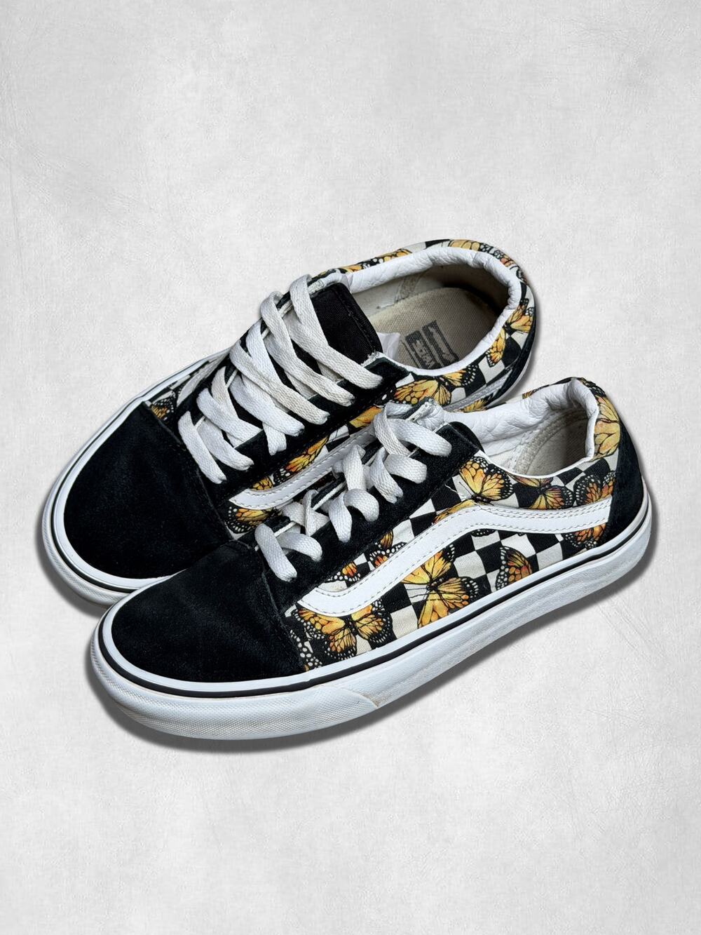 7.5W | Vans Old Skool Butterfly Checkerboard Low Top Black White Orange Sneaker